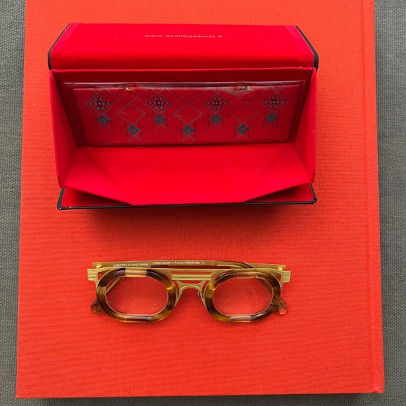 DZMITRY SAMAL EYEWEAR
